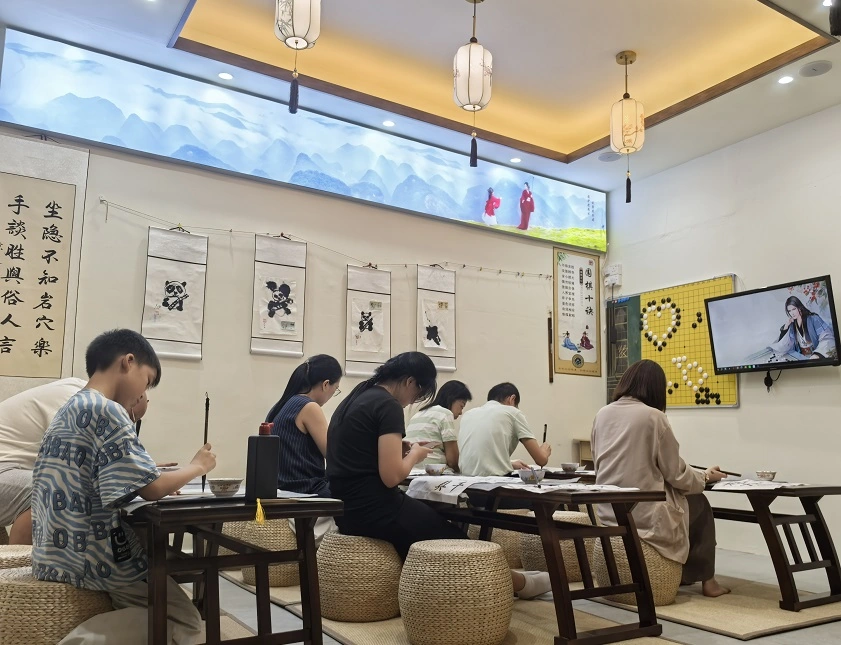Chinese calligraphy class at Hong Meng Academy in Hougang